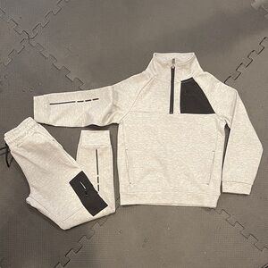 Primark Kids Gray and Black Matching Set